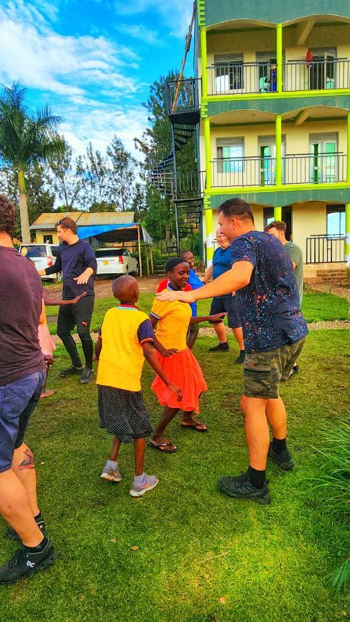 Lights Of Kazinga Orphanage And Homestay Rubirizi Exterior photo