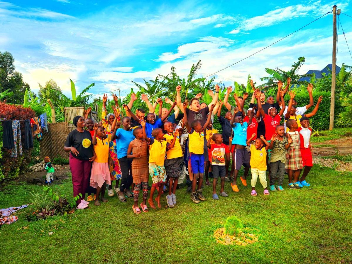 Lights Of Kazinga Orphanage And Homestay Rubirizi Exterior photo